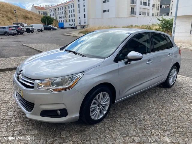 Citroën C4 1.2 PureTech Feel - 1
