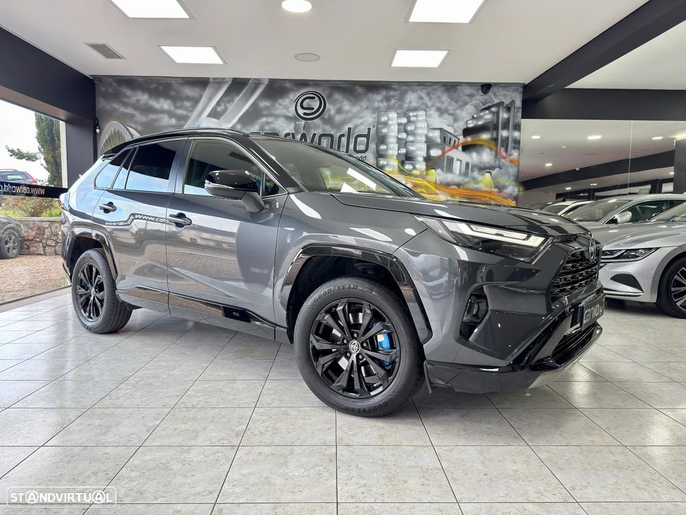 Toyota RAV4 2.5 HDF Square Collection