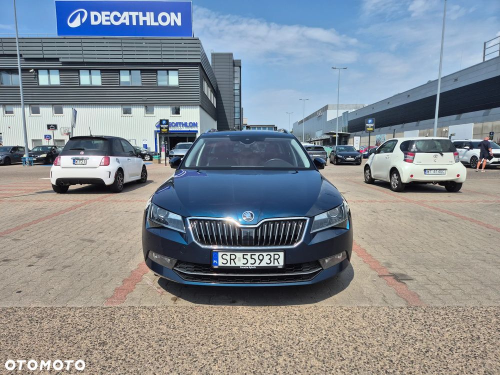 Skoda Superb 2.0 TDI Style DSG - 1