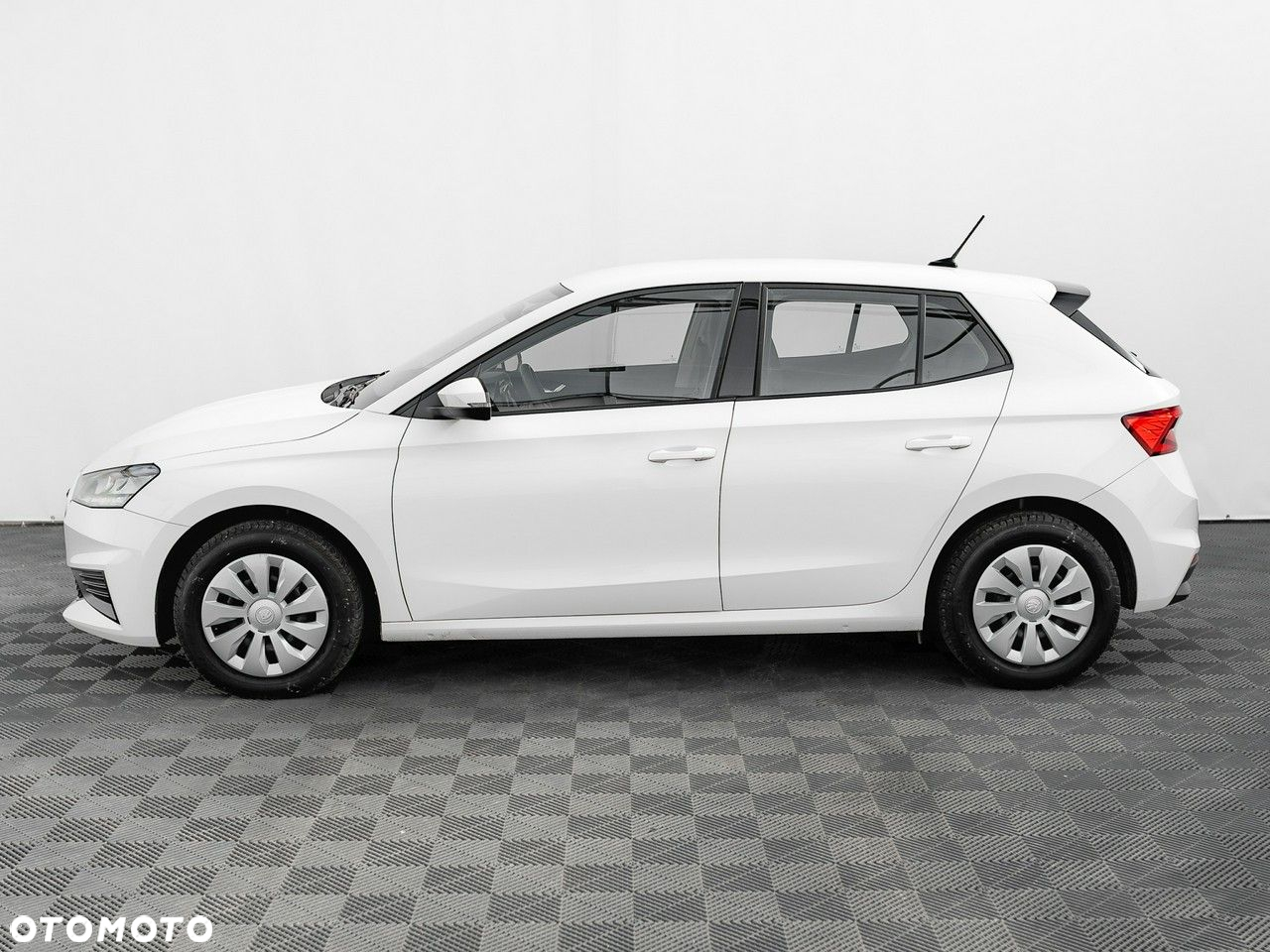 Skoda Fabia 1.0 Active - 10