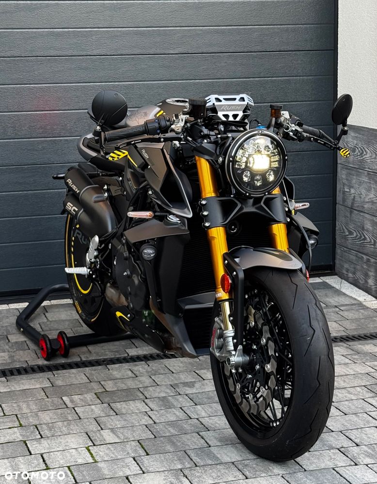 MV AGUSTA RUSH - 5