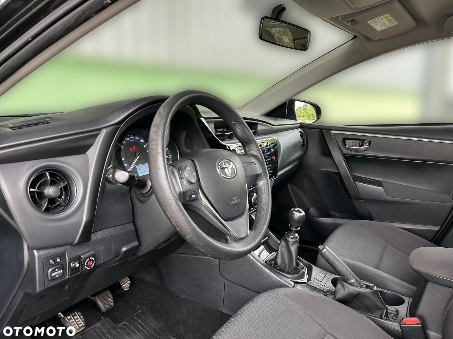 Toyota Corolla 1.6 Active EU6 - 14