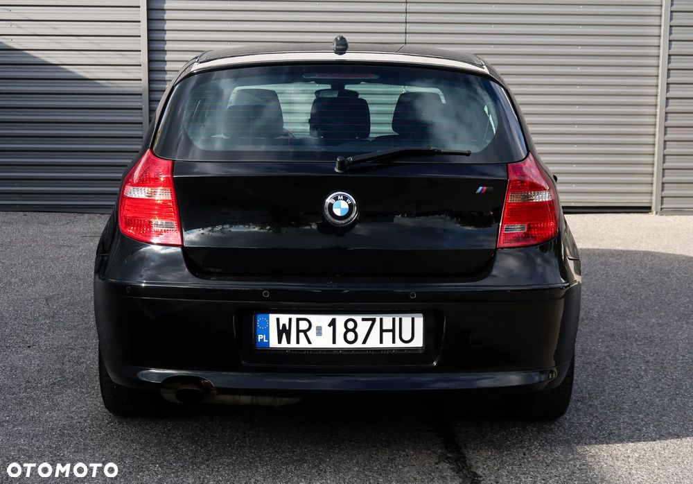 BMW Seria 1 116i - 11