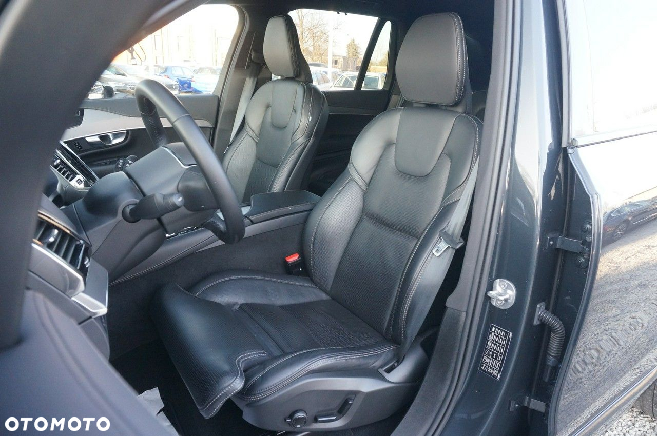 Volvo XC 90 - 20