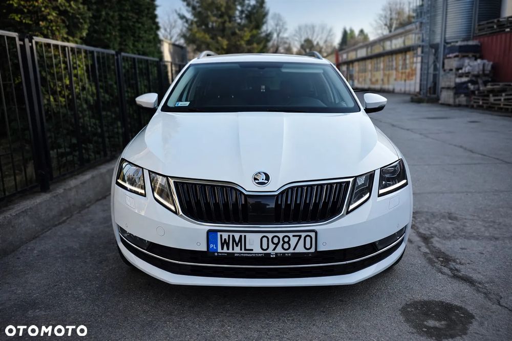 Skoda Octavia 2.0 TDI Style DSG - 1