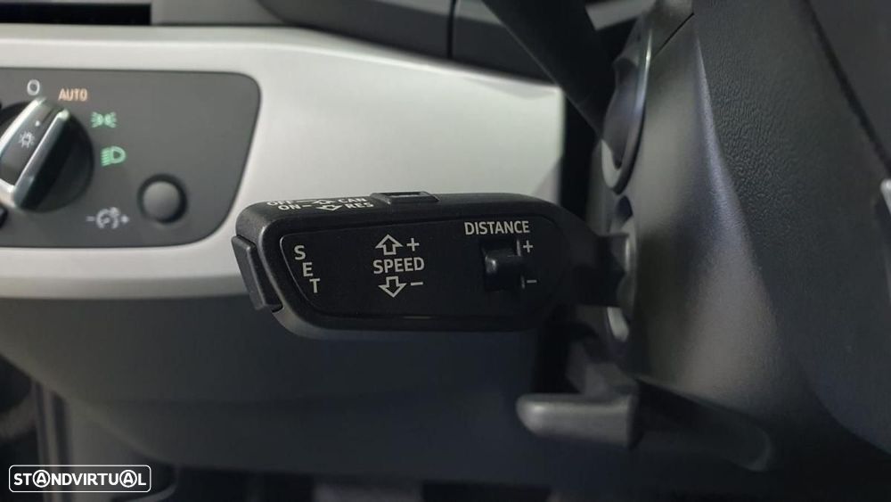 Audi A4 Avant 35 TDI S tronic - 23