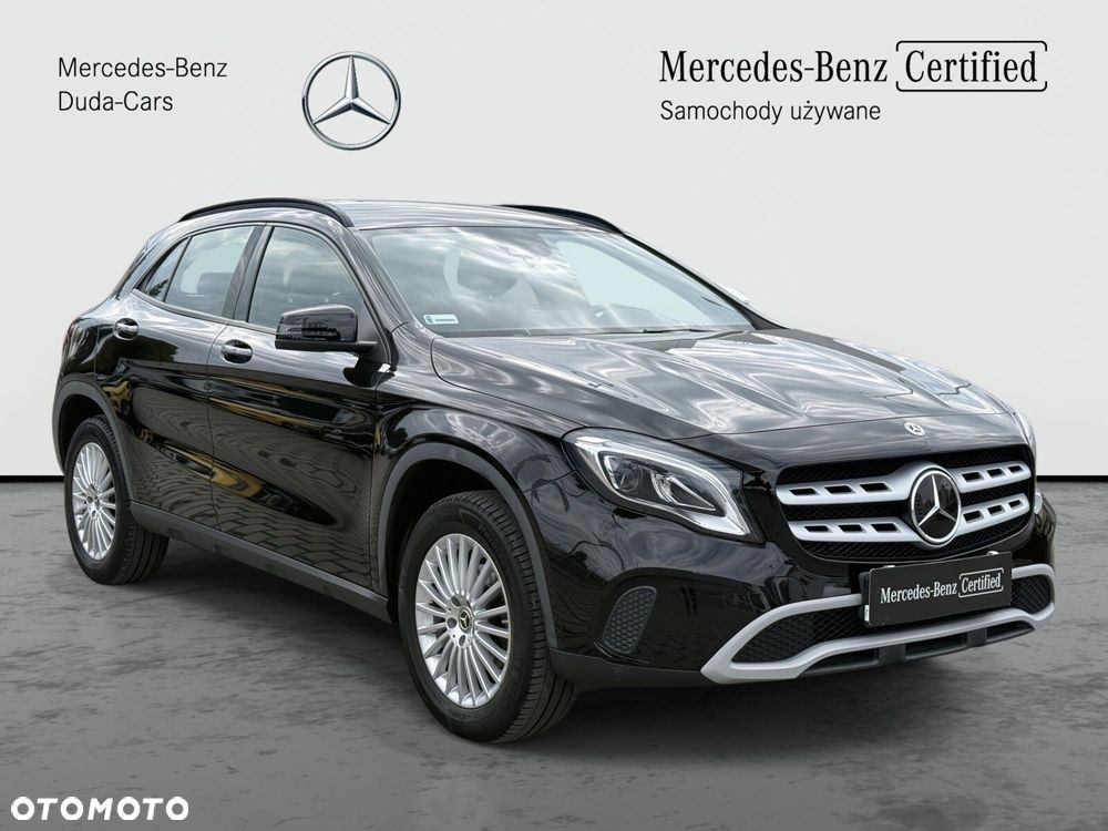 Mercedes-Benz GLA 180 7G-DCT - 8
