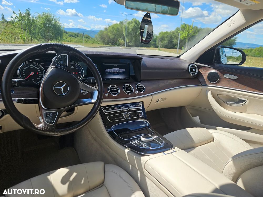 Mercedes-Benz E 220 d Aut. - 13