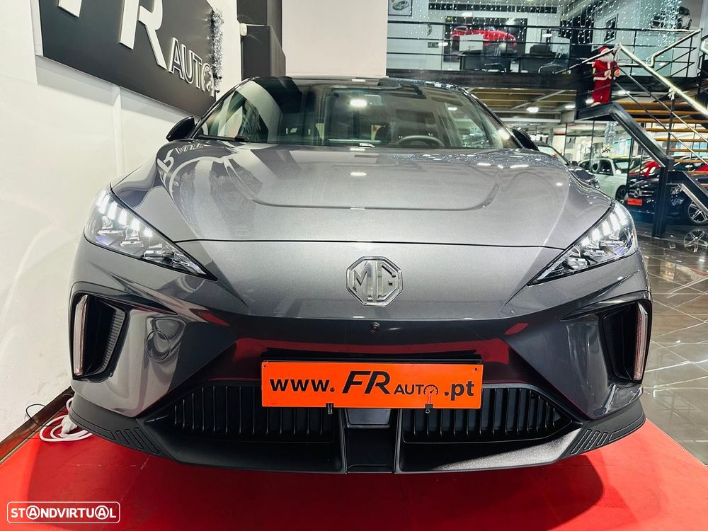 MG MG4 64 kWh Luxury - 21