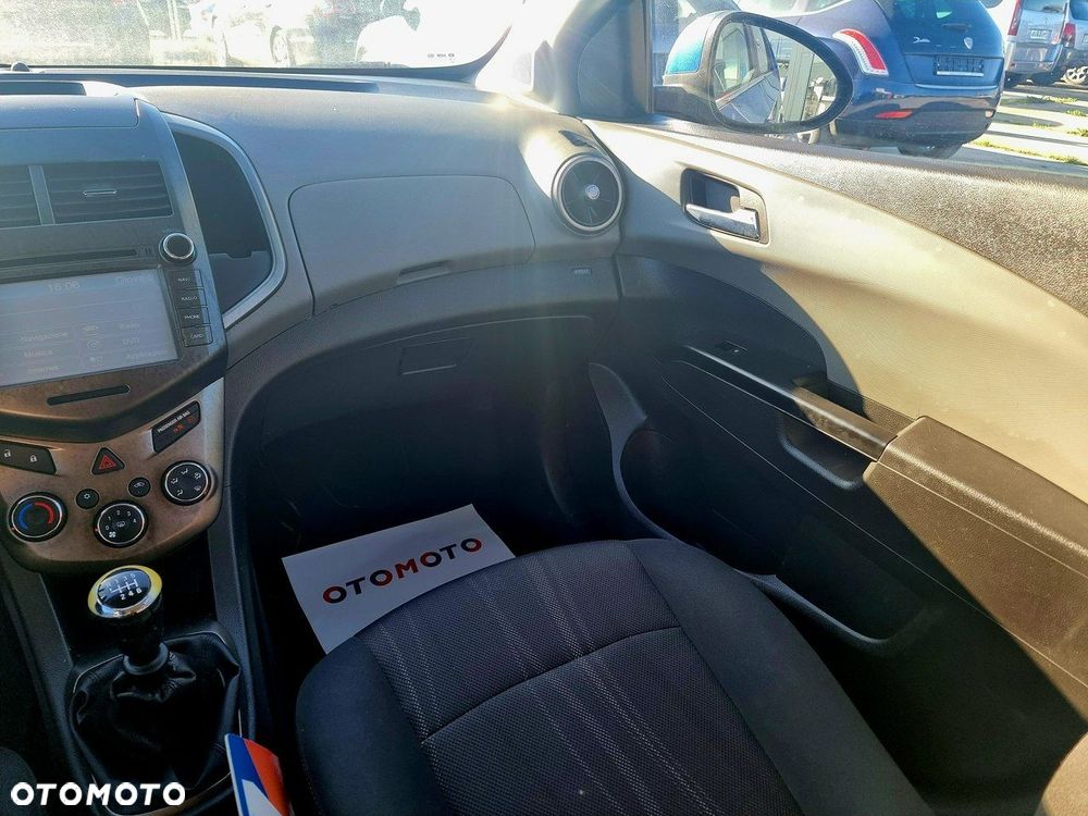 Chevrolet Aveo - 15
