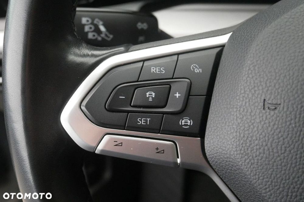 Volkswagen Golf 2.0 TDI Life - 20