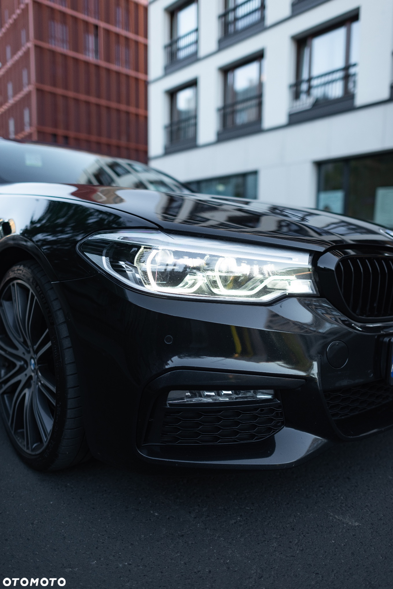 BMW Seria 5 530i M Sport Edition - 4