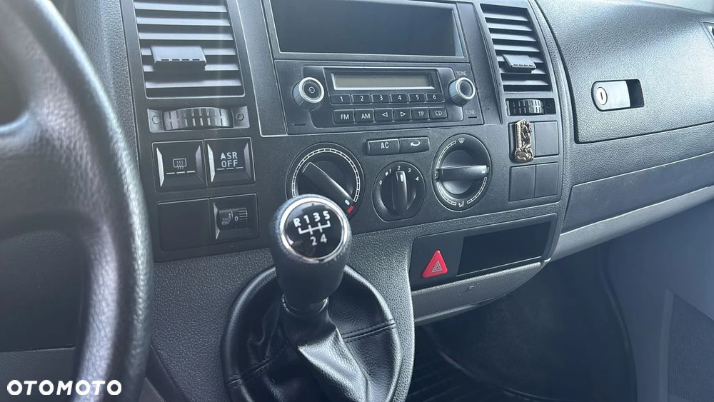 Volkswagen Transporter T5 - 8