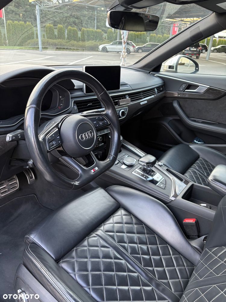 Audi S4 Limousine - 14