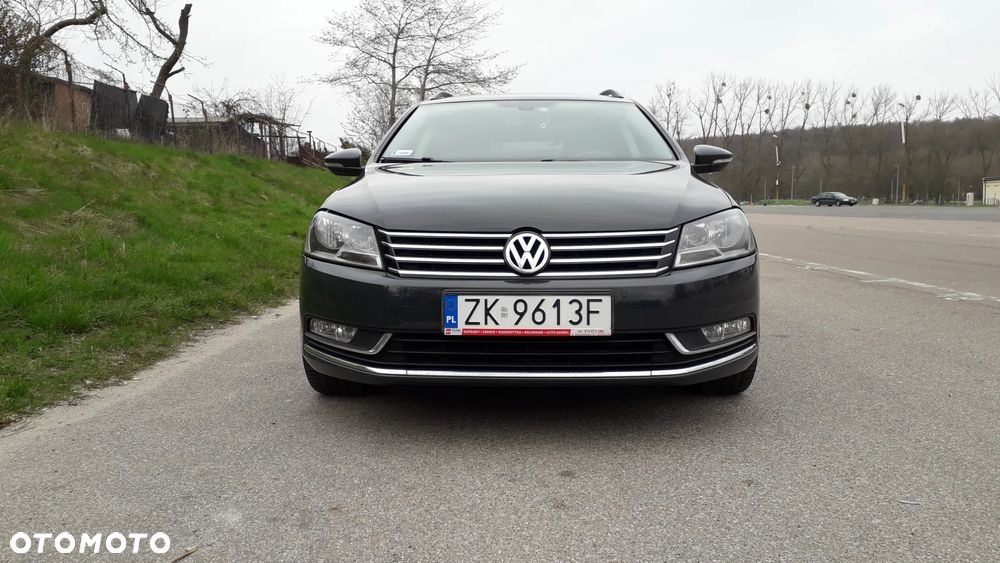 Volkswagen Passat 2.0 TDI DSG BlueMotion Technology Comfortline - 4