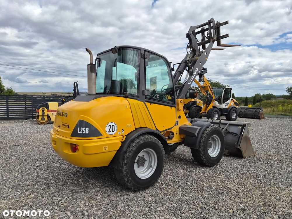 Volvo L25B - 2