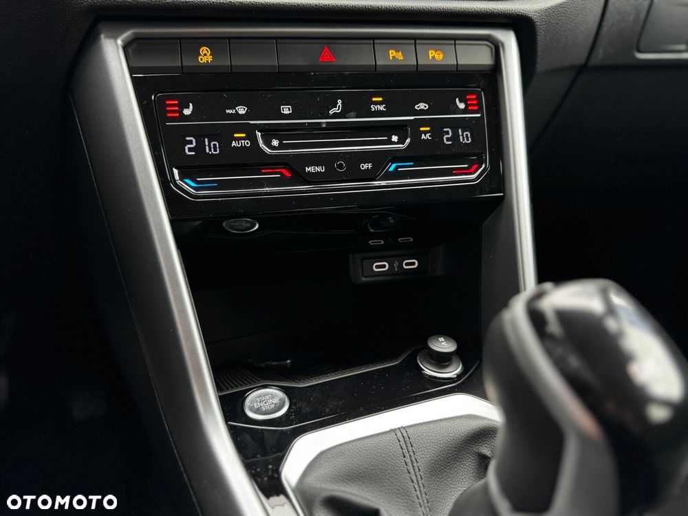 Volkswagen T-Roc 1.5 TSI Life Plus DSG - 19