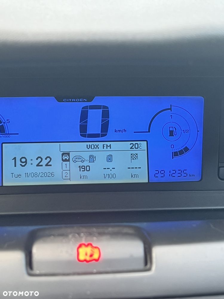 Citroën C4 Grand Picasso - 11
