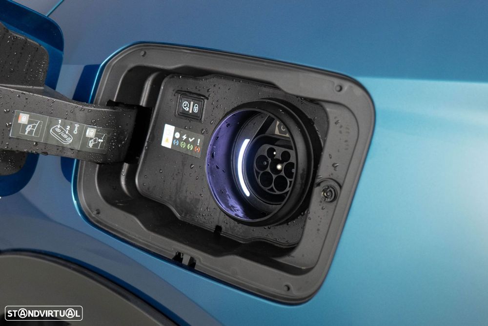 Peugeot 408 1.6 Hybrid GT e-EAT8 - 23