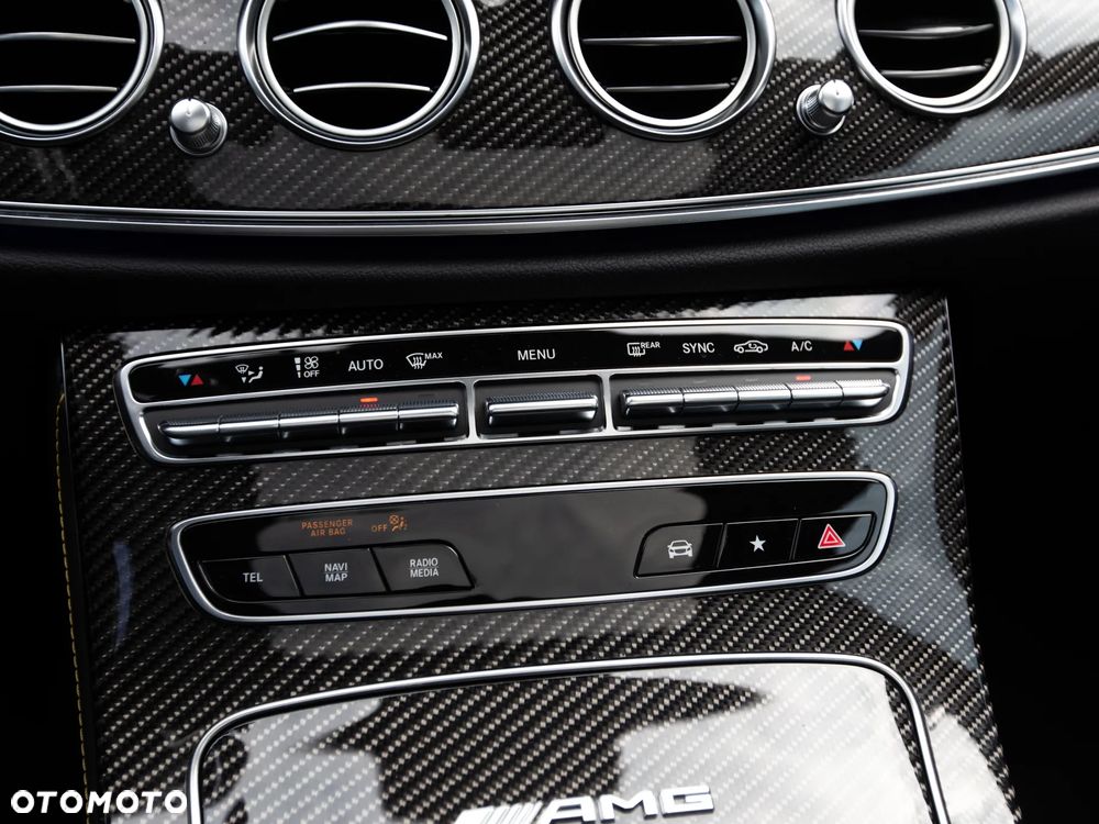 Mercedes-Benz Klasa E AMG 63 S 4-Matic+ - 25