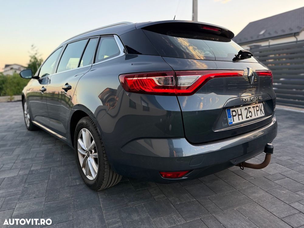Renault Megane BLUE dCi EDC Intens - 10