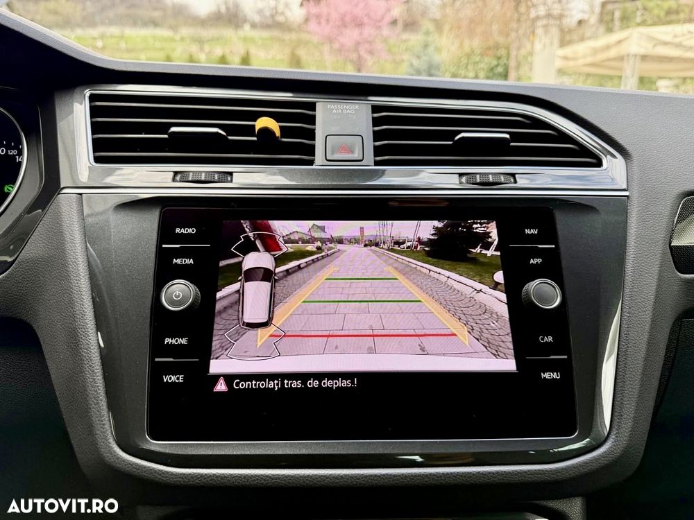 Volkswagen Tiguan 2.0 TDI SCR DSG - 11