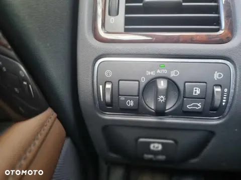 Volvo XC 70 - 20