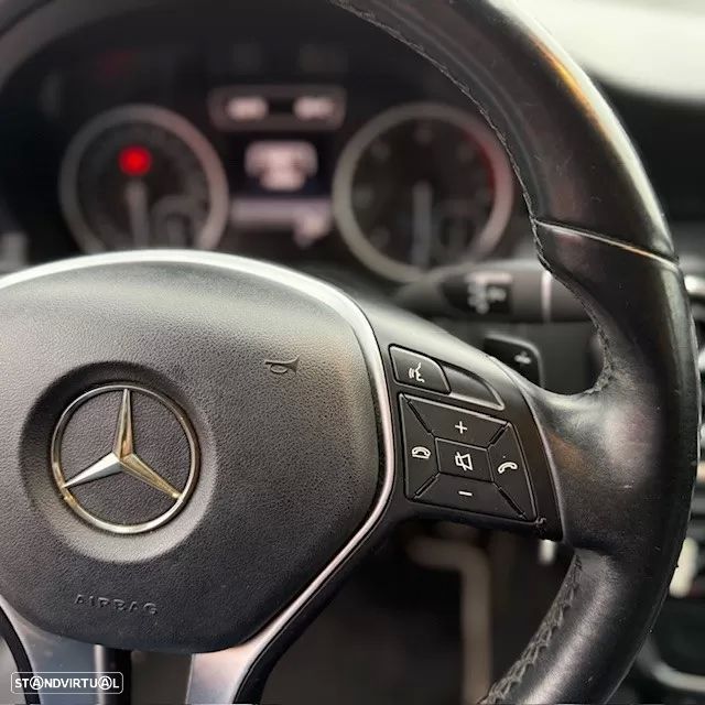 Mercedes-Benz A 180 CDI 7G-DCT Urban - 5