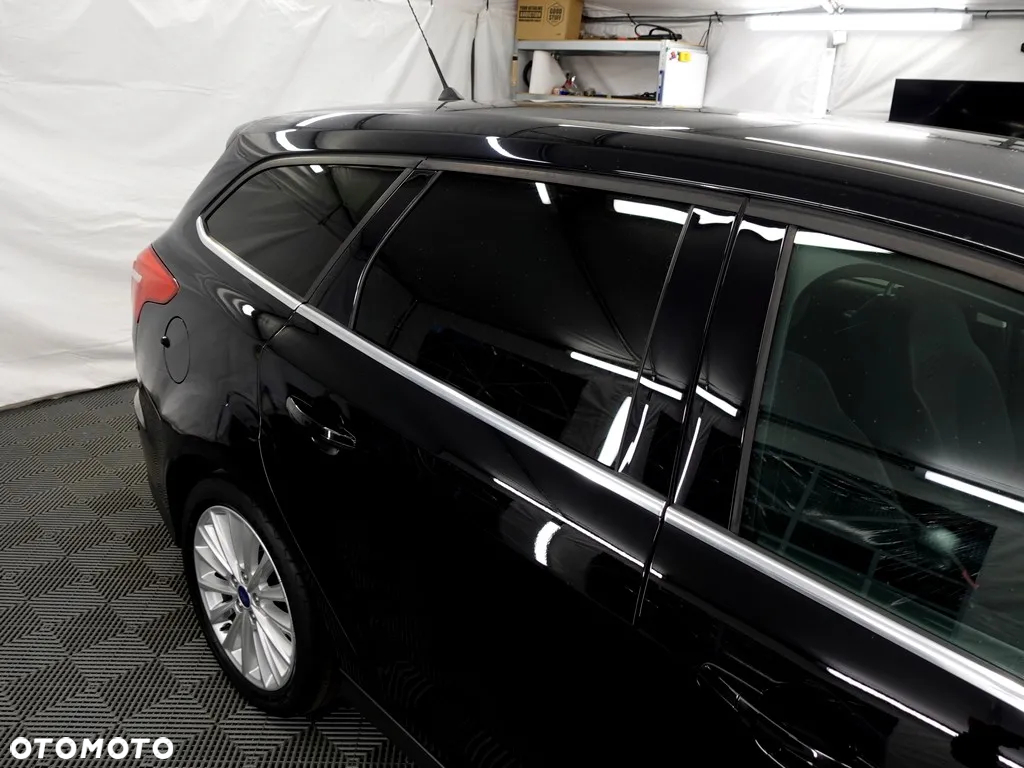 Ford Focus 1.5 EcoBoost Titanium - 26