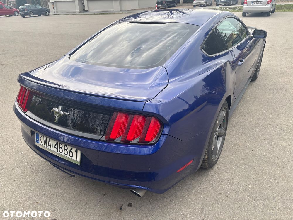 Ford Mustang - 6