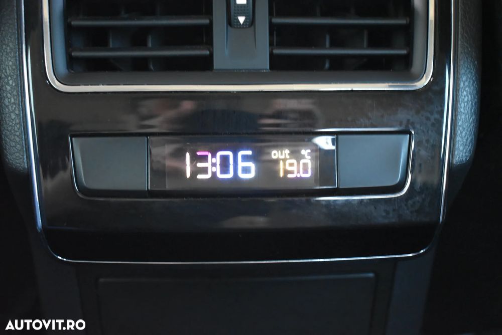 Skoda Superb 2.0 TDI DSG Ambition - 22