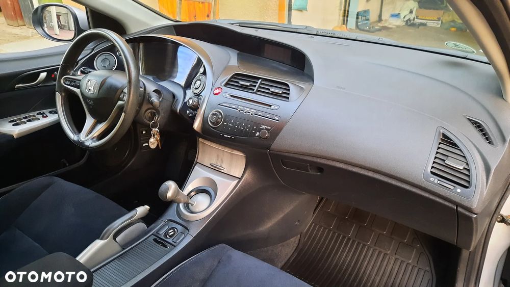 Honda Civic 1.4 Base - 13