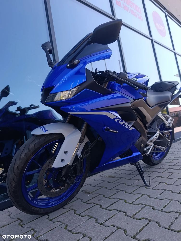 Yamaha YZF - 10