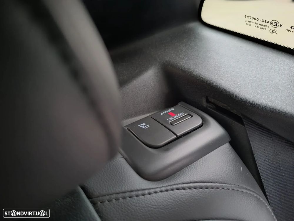 Volvo V40 D2 Momentum - 32