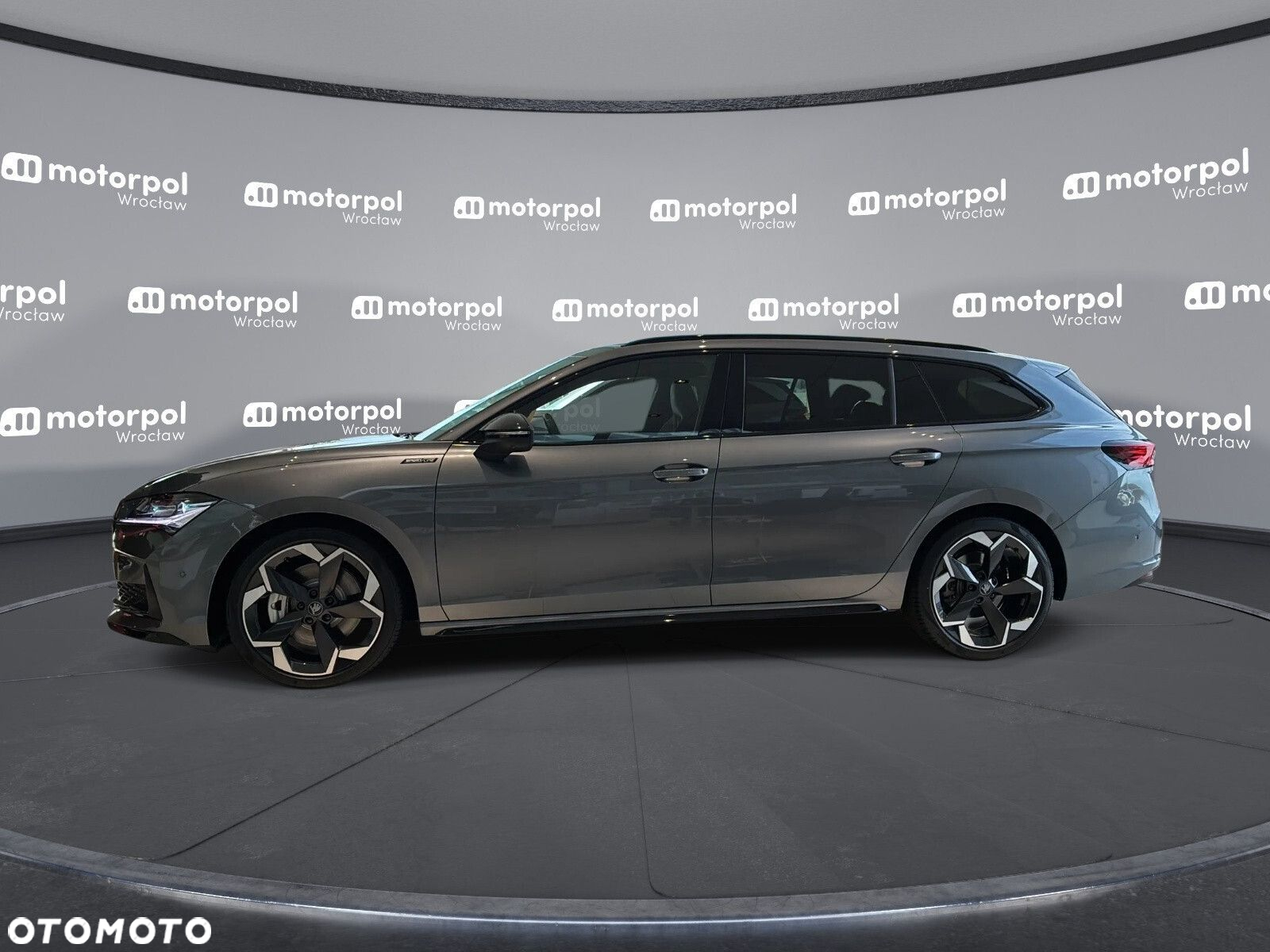 Skoda Superb - 2