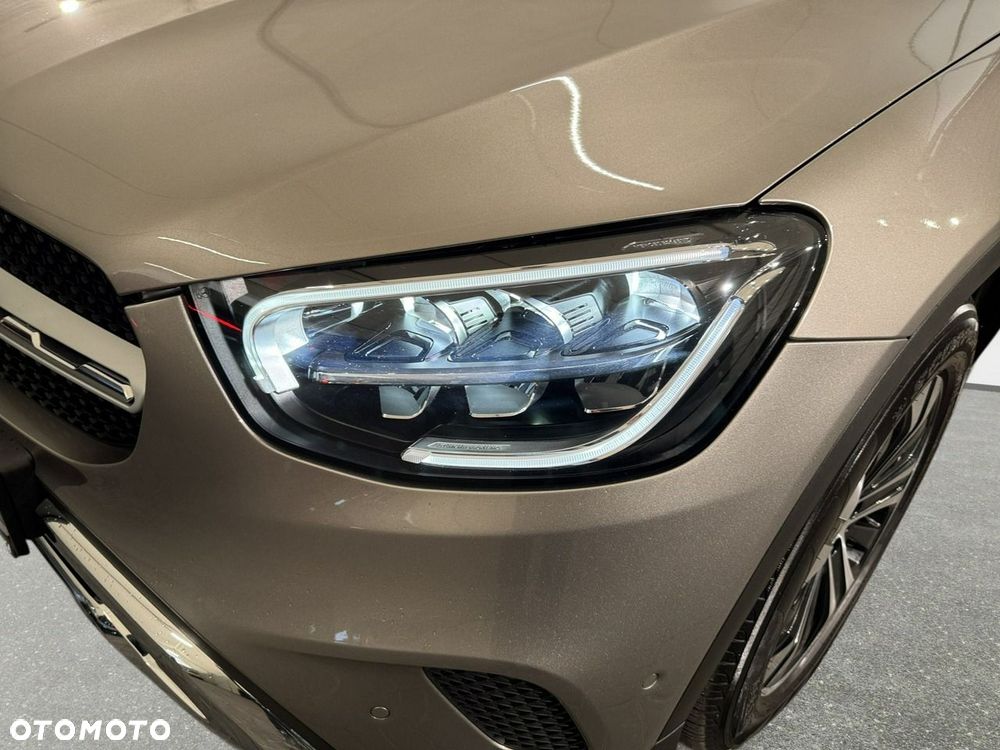 Mercedes-Benz GLC 220 d 4Matic 9G-TRONIC - 10