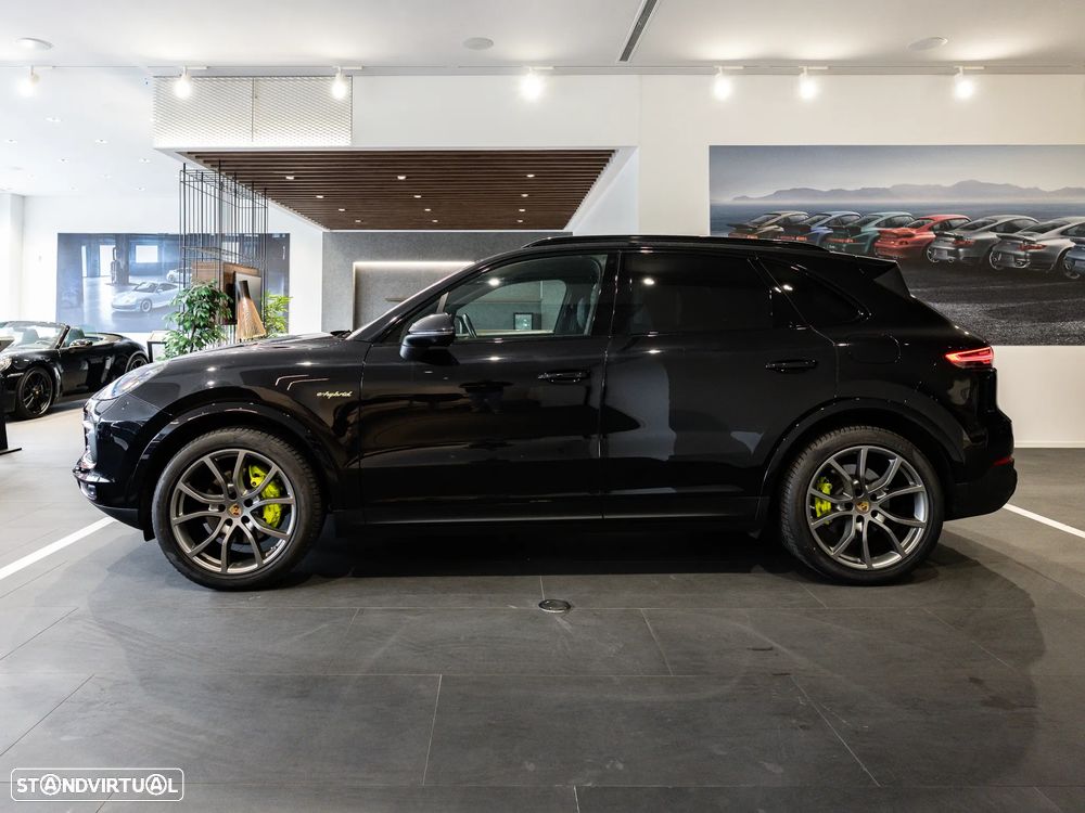 Porsche Cayenne E-Hybrid - 2