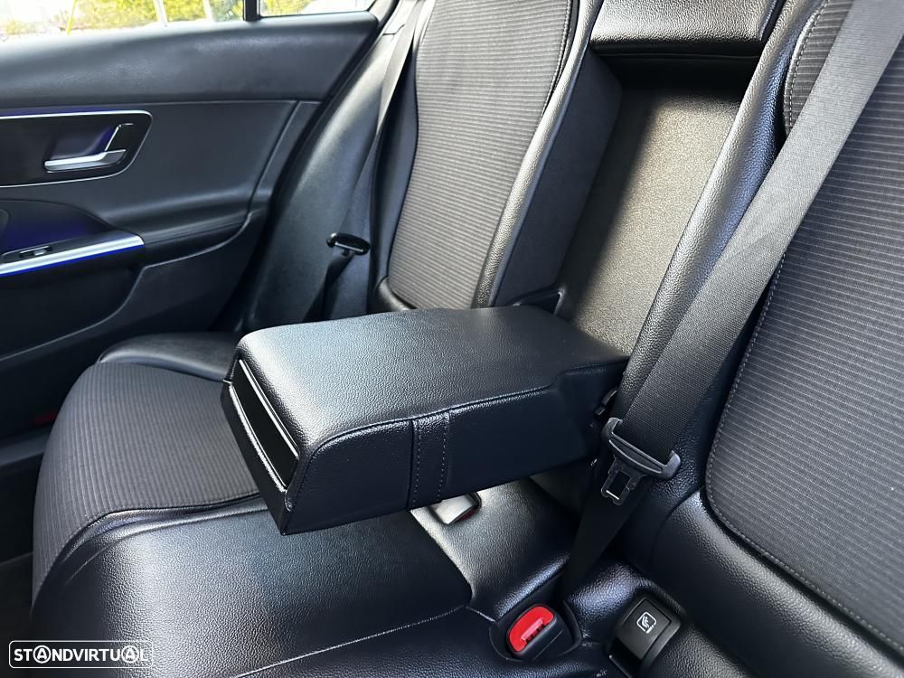 Mercedes-Benz C 300 e T 9G-TRONIC Avantgarde - 48