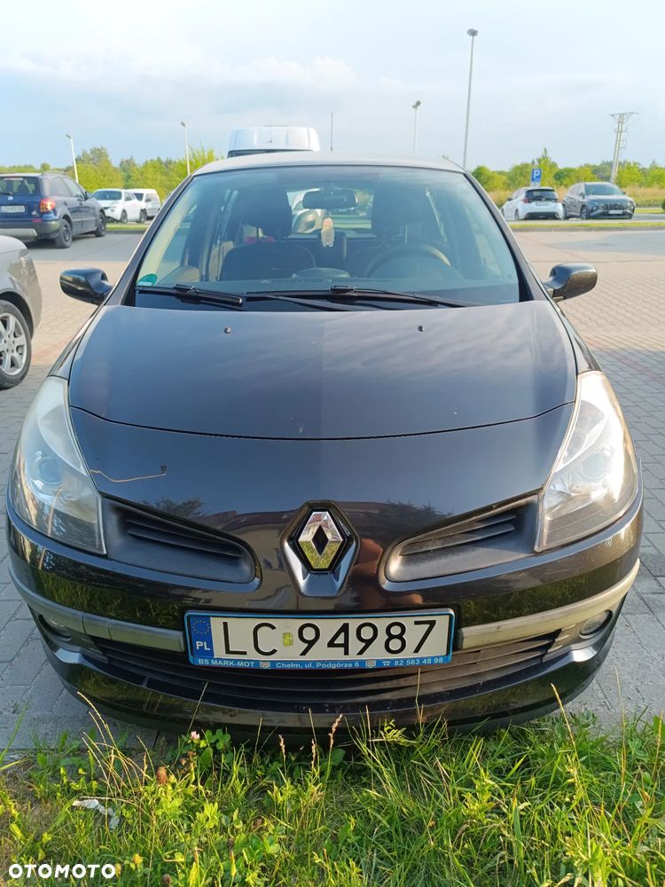 Renault Clio - 2