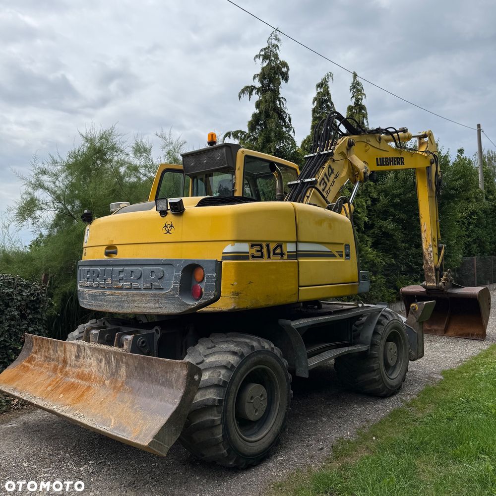Liebherr 314 - 2