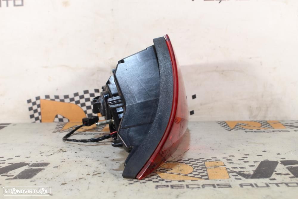Farolim Direito Peugeot 308 Ii  9677818280 / 81260201 / Direito Da Mal - 2