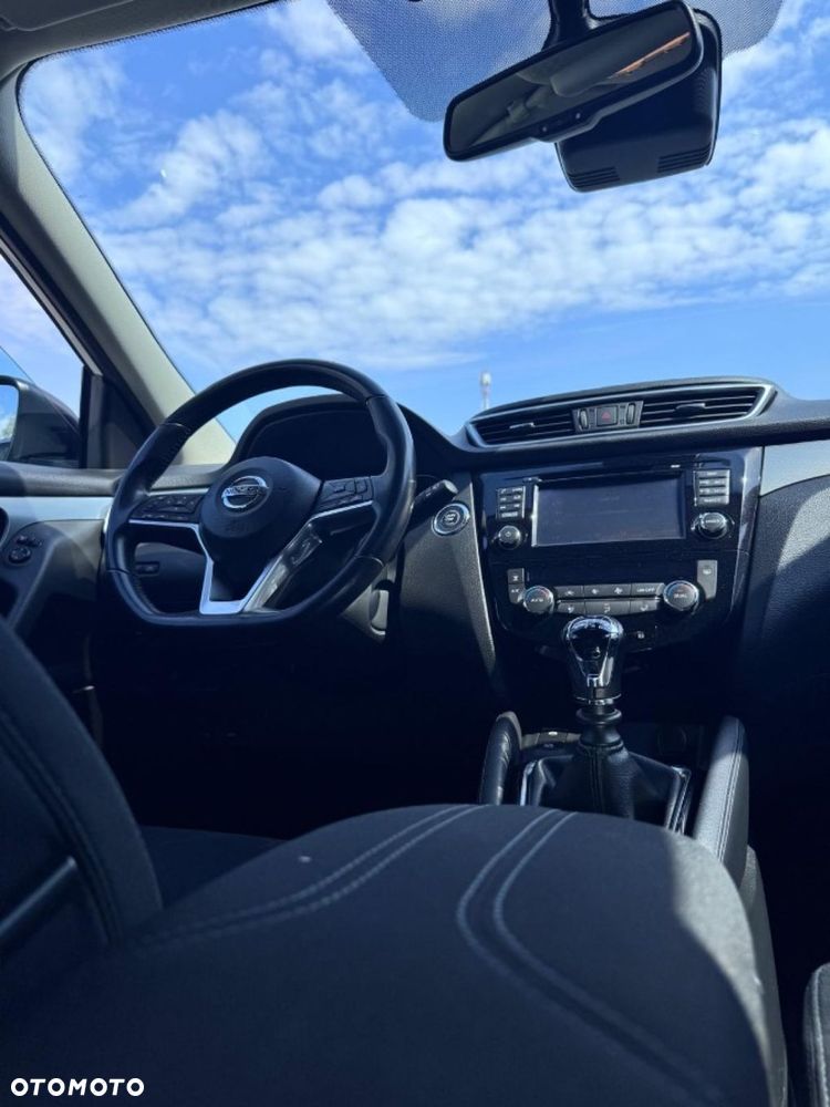 Nissan Qashqai - 16