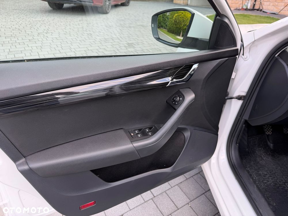Skoda Octavia 1.4 TSI Style - 17