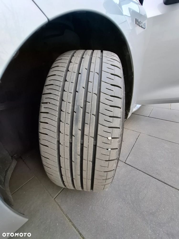 Toyota Corolla 2.0 Hybrid Comfort - 18