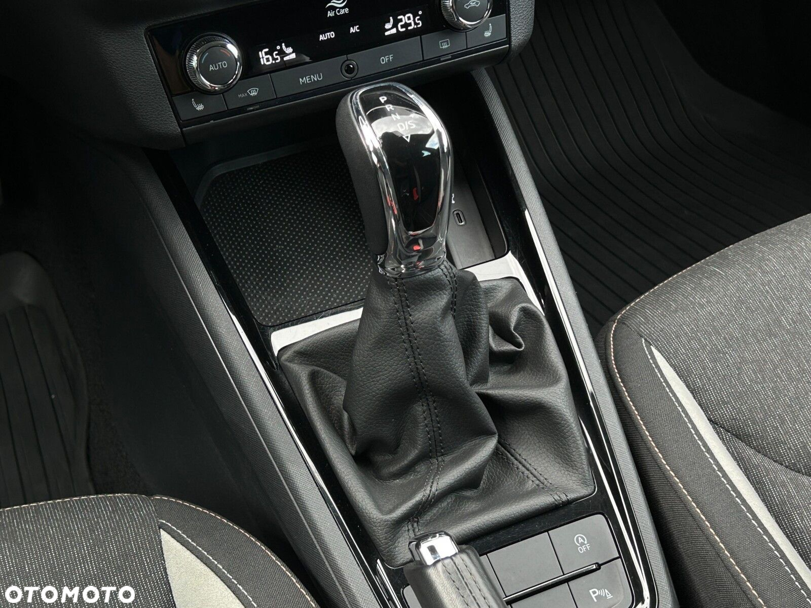 Skoda Scala 1.5 TSI Style DSG - 25