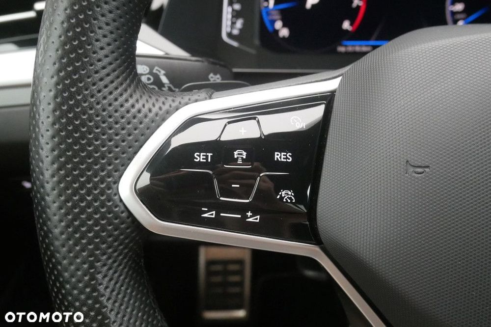 Volkswagen Arteon 2.0 TSI R-Line DSG - 25