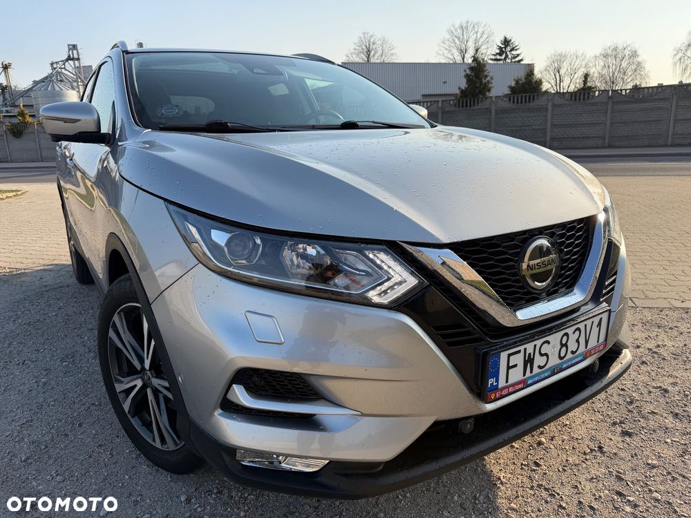Nissan Qashqai 1.2 DIG-T Xtronic TEKNA - 24