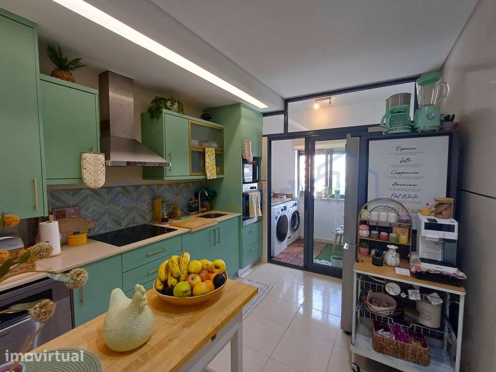 T2 Remodelado com Garagem, Centro da Marinha Grande - Grande imagem: 2/18