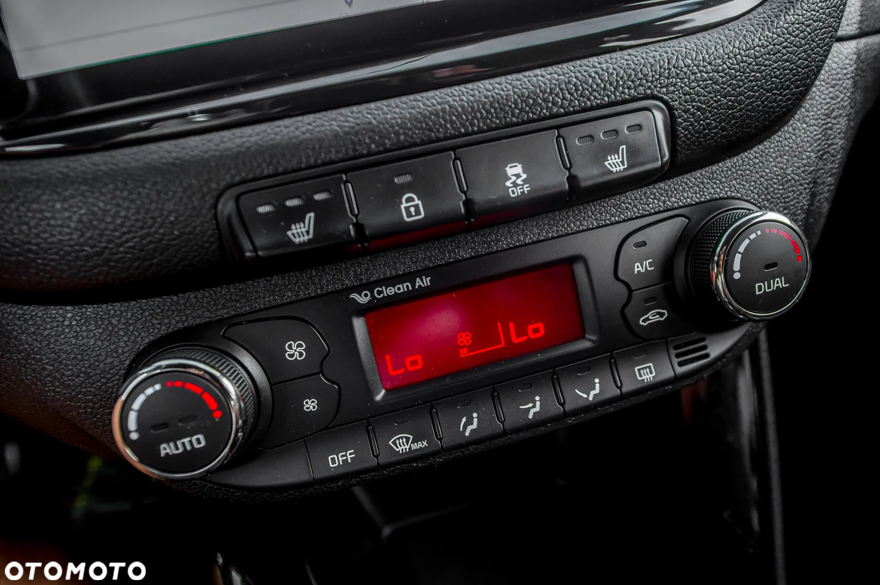 Kia Ceed 1.6 T-GDI GT - 31