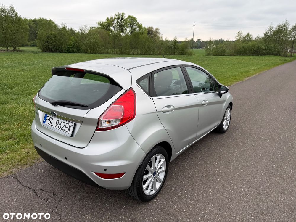 Ford Fiesta 1.0 EcoBoost Powershift Titanium - 8